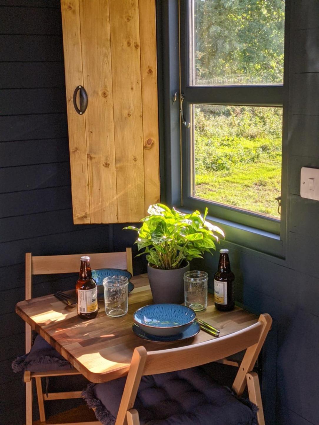 Blue Sky Huts 호텔 Chediston 외부 사진